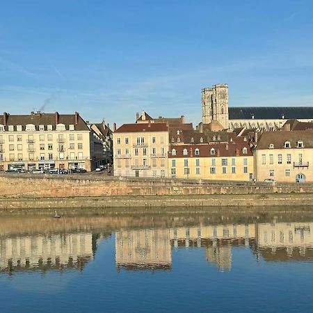 Appartement Avec Magnifique Vue Sur La Saone Et Son Balcon Chalon-sur-Saône Exterior foto